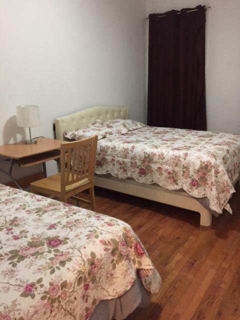 Two Bedroom Apartment In Queens New York Kültér fotó